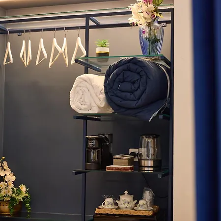 Vista Piazza Dei Martiri