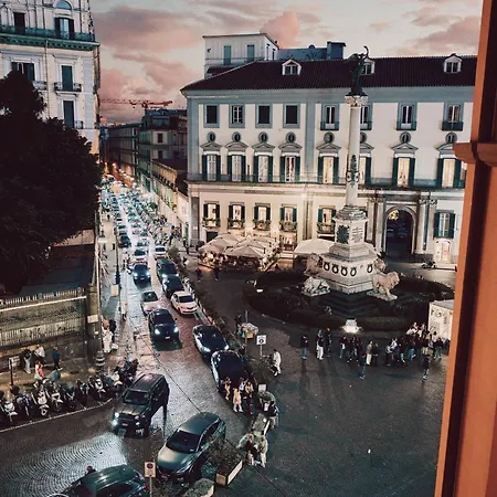 Vista Piazza Dei Martiri