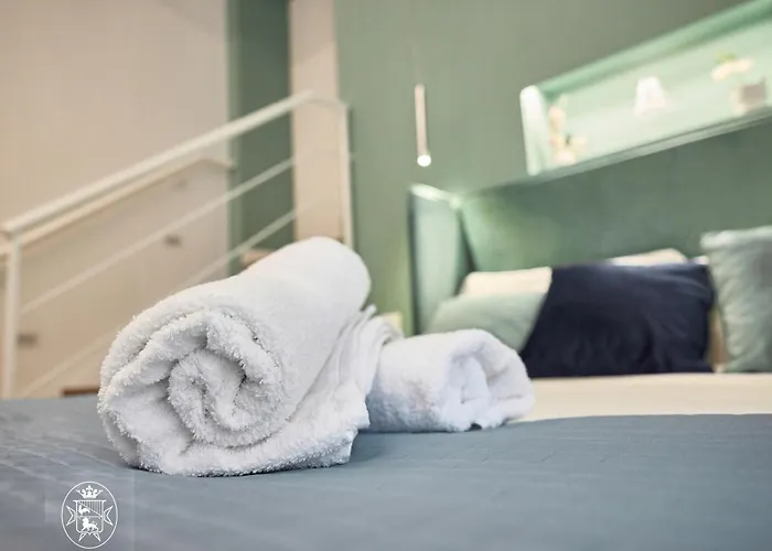 Bed & Breakfast Vista Piazza Dei Martiri 4*