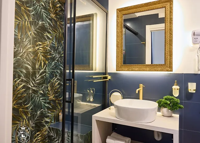 Vista Piazza Dei Martiri Nápoles